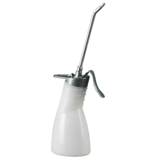 [04 802] 6 Stück Werkstattöler-200 ml-Polyethylen-weiß-Messingpumpe einfach wirkend-Spritzrohr-135 mm im Karton